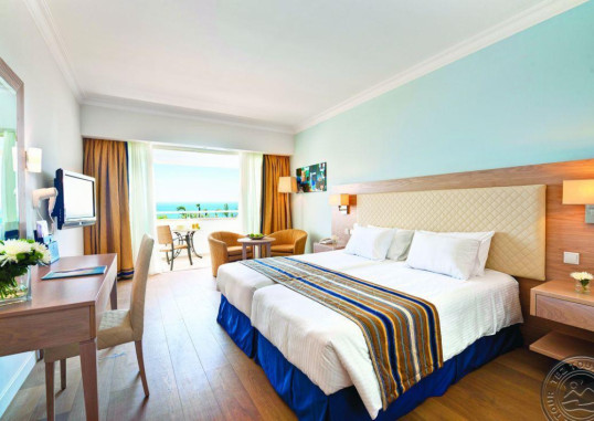 OLYMPIC LAGOON RESORT PAPHOS 4