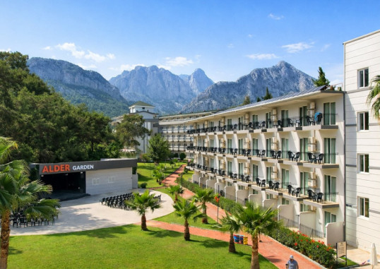ALDER GARDEN HOTEL 3