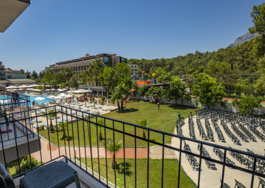 ALDER GARDEN HOTEL 10