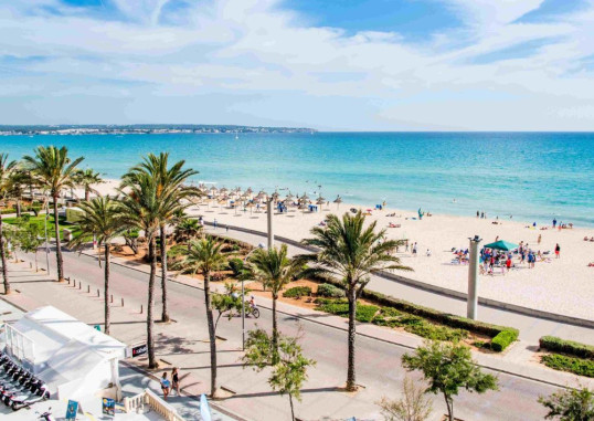 AHOI! URBAN BEACH 1
