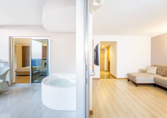 Suite 2