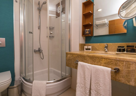 Standard Room 4