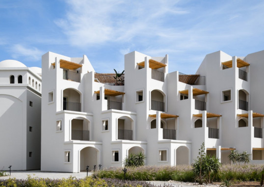 SERRY BEACH RESORT 2