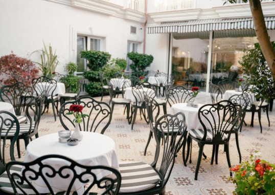 MOENIA BOUTIQUE HOTEL 3