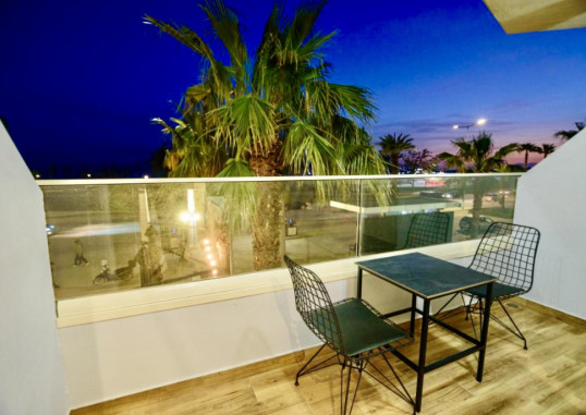 PALM SUITES 7