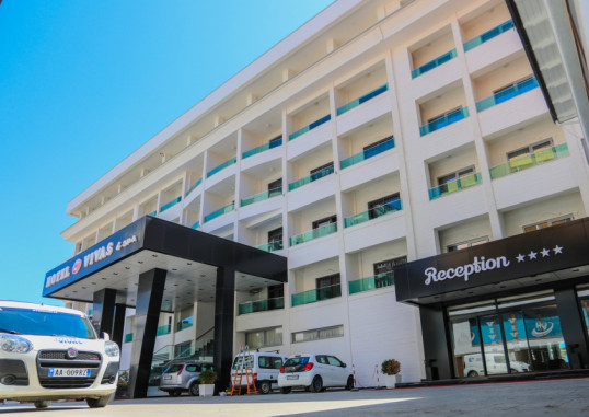 VIVAS HOTEL 5