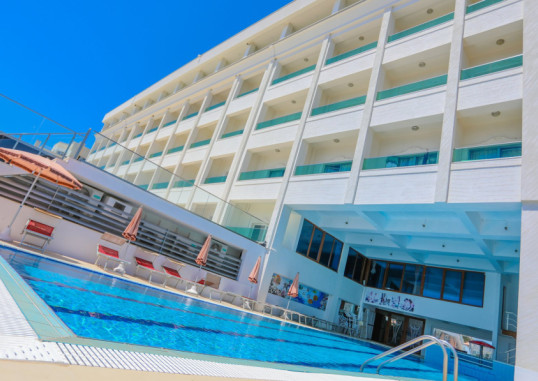 VIVAS HOTEL 18