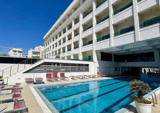 VIVAS HOTEL 2