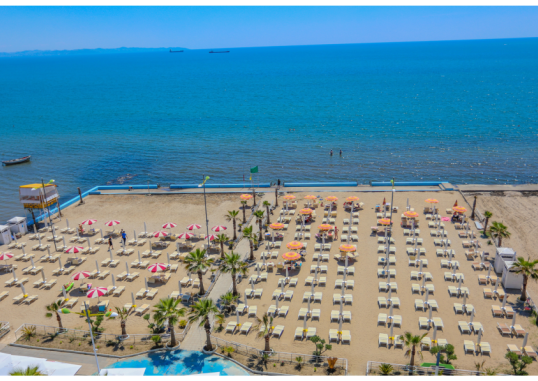 VIVAS HOTEL 21