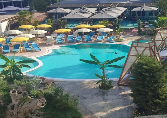 GARDEN PALACE 14