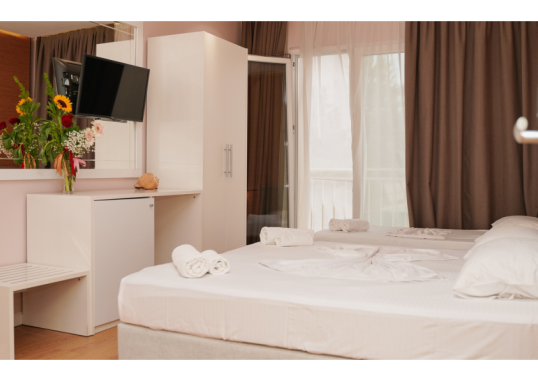 HOTEL EDART 6