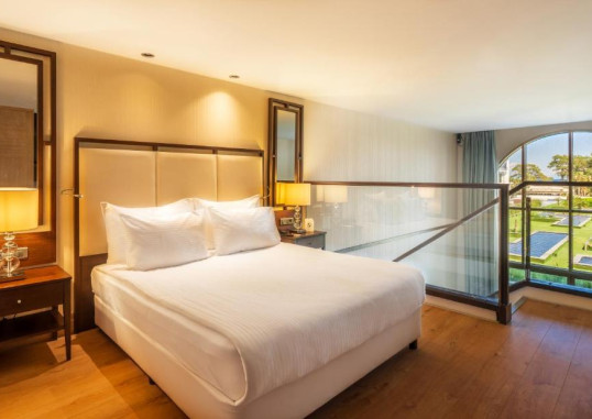 Dublex Family Suite Room 1