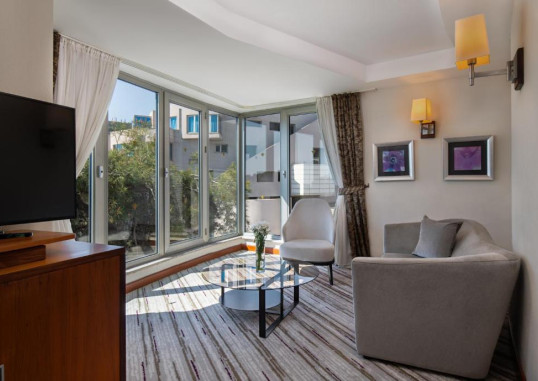 Jacuzzi Room 3
