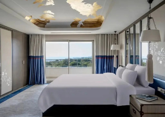 Queen Suite 2