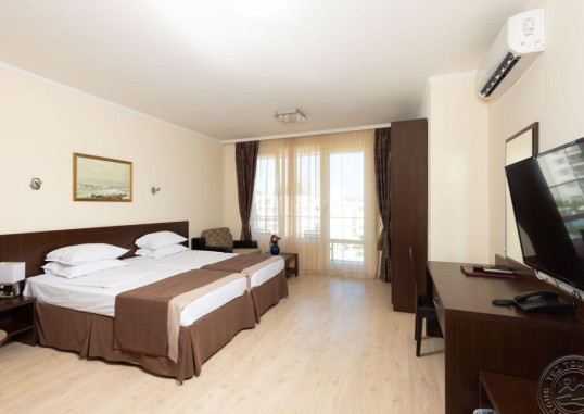 ROME PALACE DELUXE AH 12