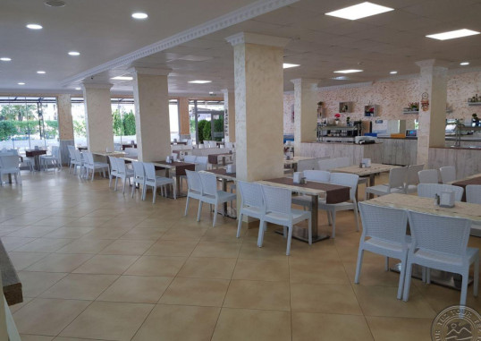 HOTEL RIVA 13