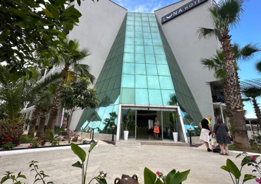 CAMYUVA LUNA HOTEL 4