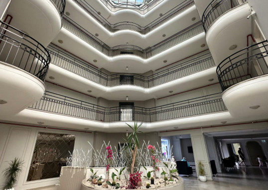 CAMYUVA LUNA HOTEL 8