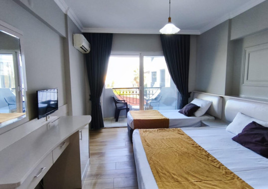 CAMYUVA LUNA HOTEL 9