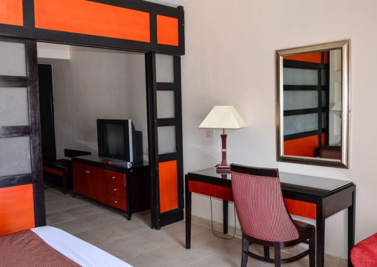 Family Room 3