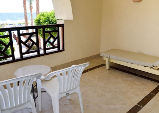 Executive Front Sea View Room 1