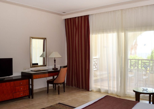 Executive Front Sea View Room 3