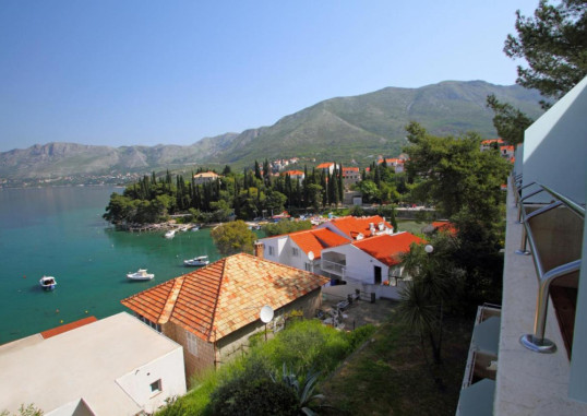 CAVTAT 2
