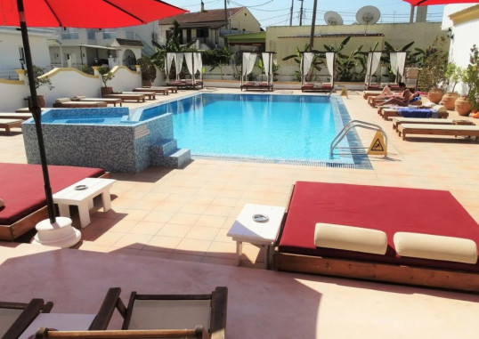 OASIS BEACH CLUB 1