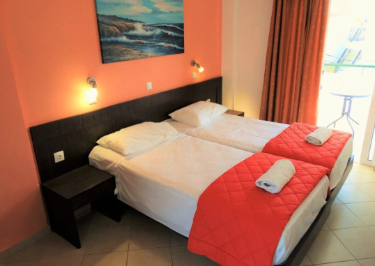 OASIS BEACH CLUB 3