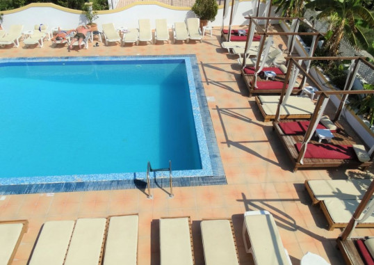 OASIS BEACH CLUB 11