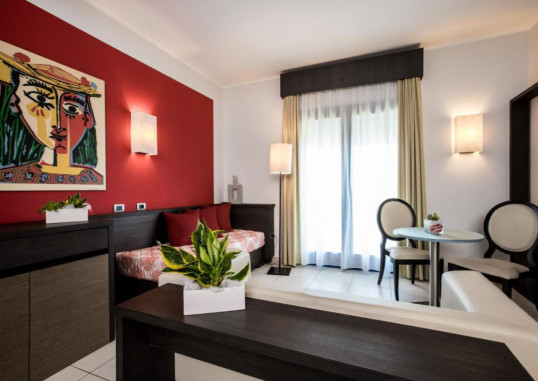 LU HOTEL CARBONIA 3
