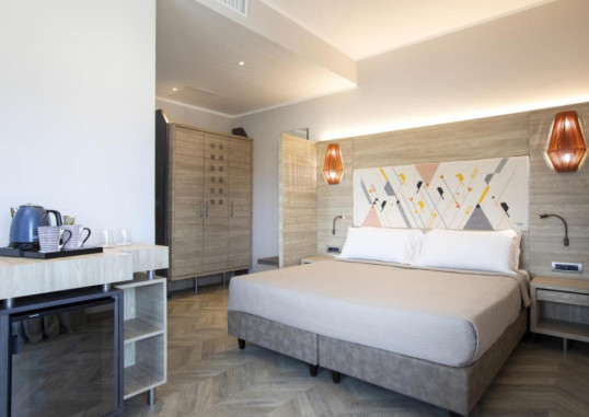 LU HOTEL CARBONIA 6