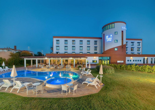 LU HOTEL CARBONIA 1