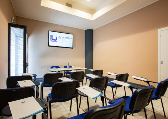 LU HOTEL CARBONIA 25