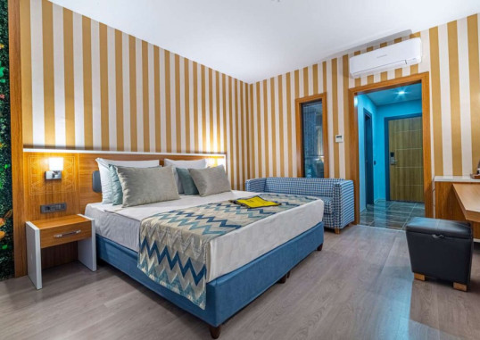 LONICERA PREMIUM HOTEL 11