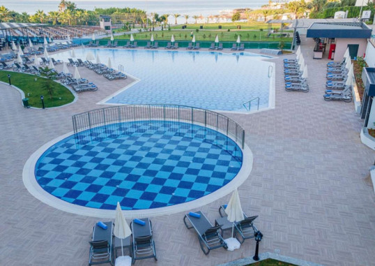 LONICERA PREMIUM HOTEL 5