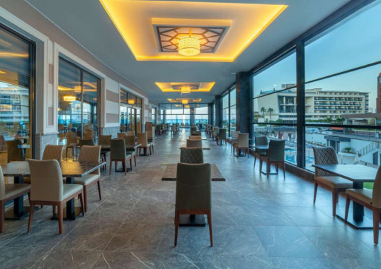 LONICERA PREMIUM HOTEL 7