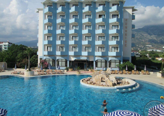 WORLD STAR BEACH RESORT & SPA 8