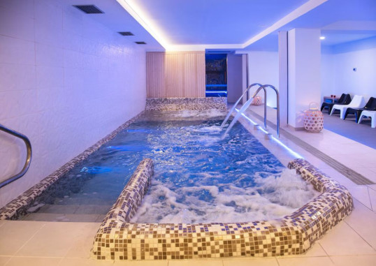 HOTEL EUROPA SPLASH & SPA 32