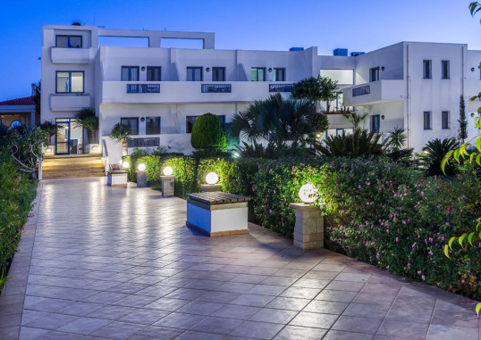HOTEL HARA ILIOS VILLAGE 8