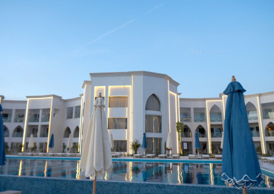 SUNRISE REMAL BEACH 22