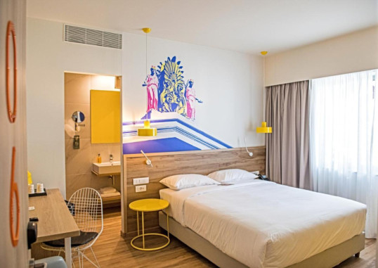 IBIS STYLES ATHENS ROUTES 4
