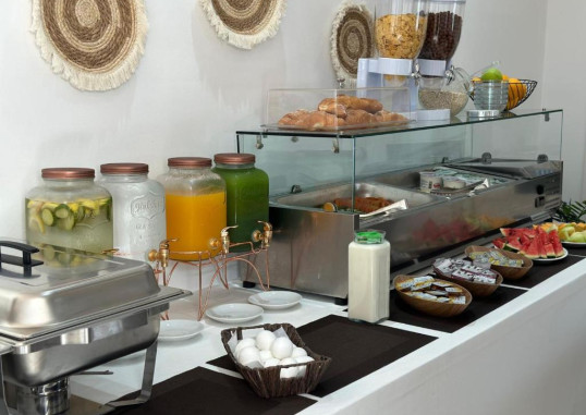 BLISS HOTEL 4