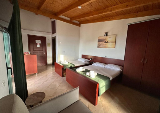 BLISS HOTEL 16