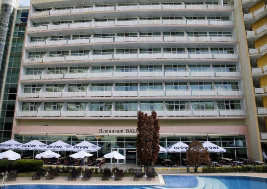 GRAND HOTEL NIRVANA 26