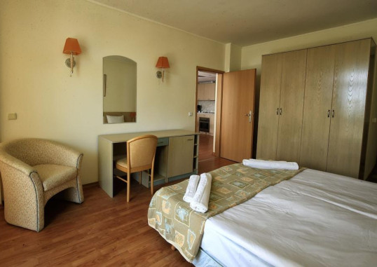 GRAND HOTEL NIRVANA 10