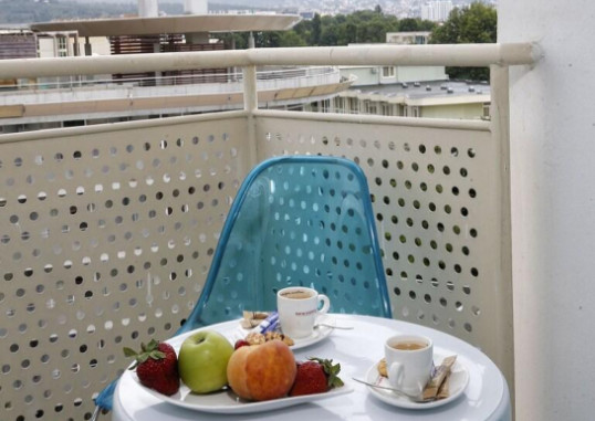 GRAND HOTEL NIRVANA 23
