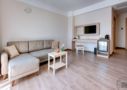 MARIA PALACE HOTEL 26