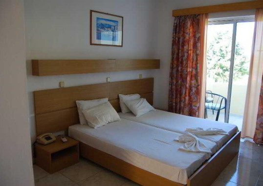 FANTASY RESORT HOTEL 19