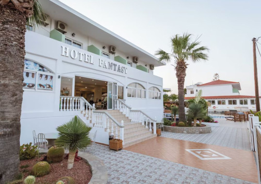 FANTASY RESORT HOTEL 1